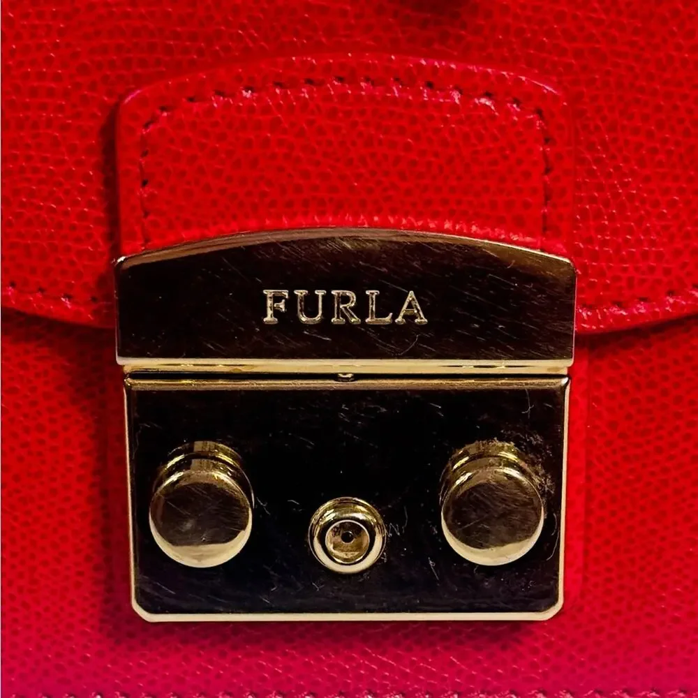 Furla Metropolis Red leather crossbody with gold chain strap